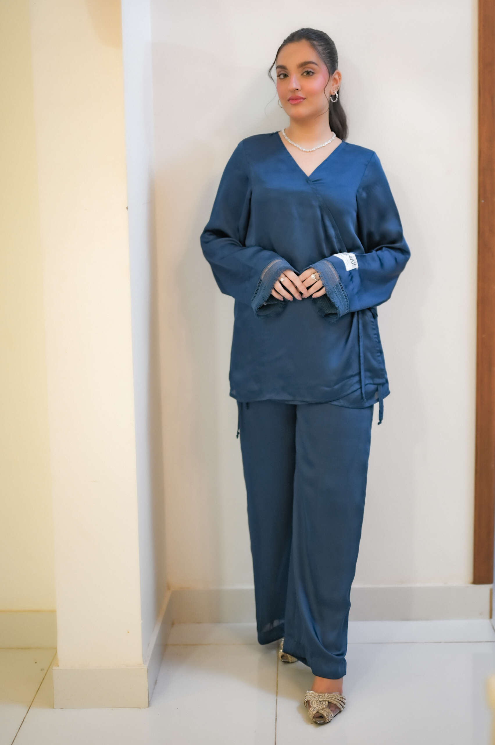 Miss Midnight - Image 3